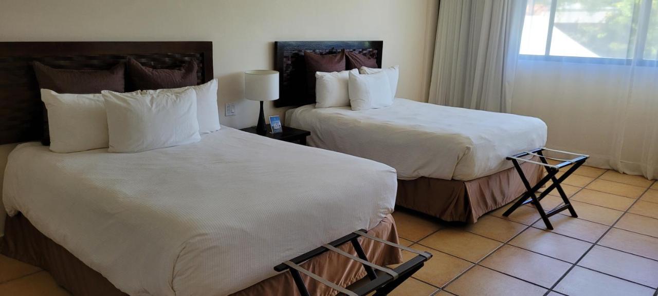 Private Family Room In Coronado Luxury Club & Suites Playa Coronado Exterior foto